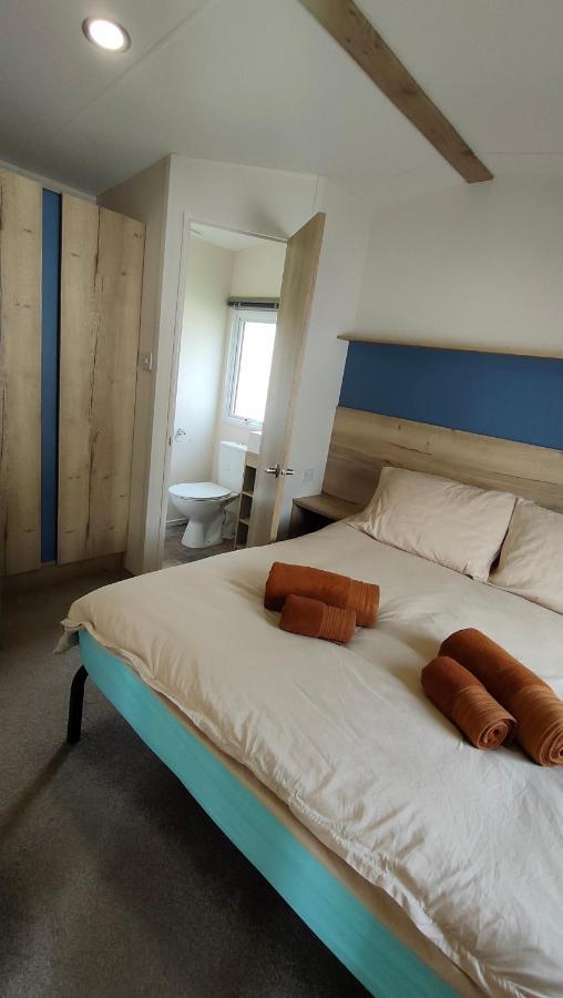 3 Bedroom Stylish Caravan - Vans With Business Sign Not Allowed Port Seton Экстерьер фото